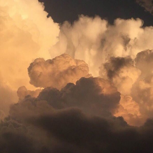 Небо в пастельных тонах