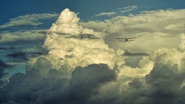 Airbus a350 в полете
