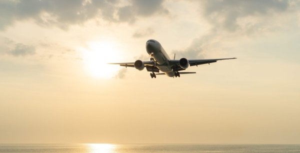 Взлет самолета