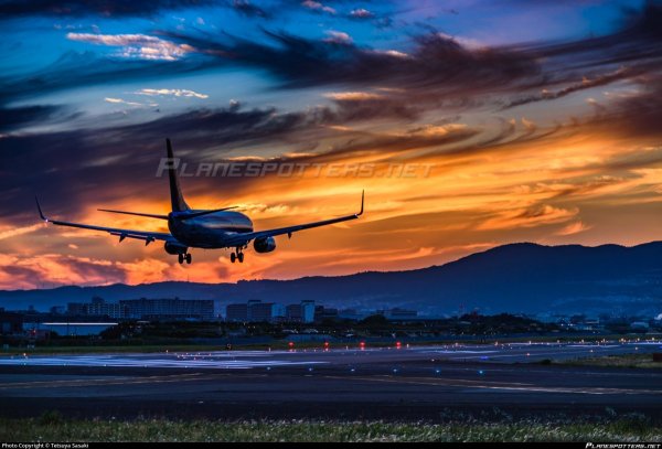 Boeing 737 рассвет