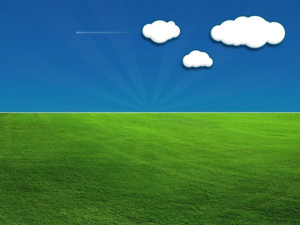 Лужайка с облаками