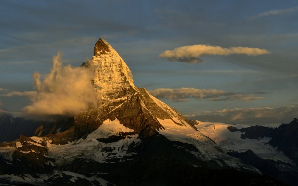 Белые снежные горы