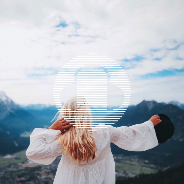 Она уходит в облака