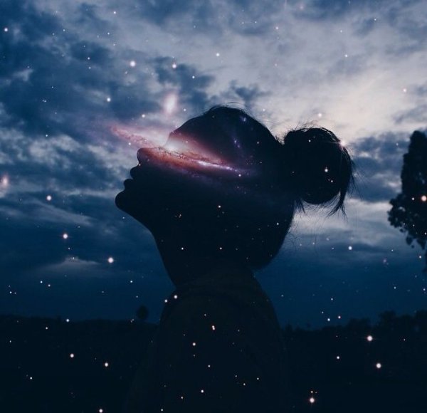 Девушка в небесах