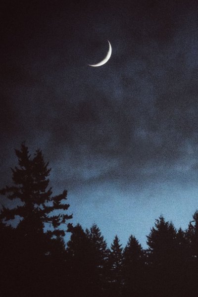 Эстетичная Луна