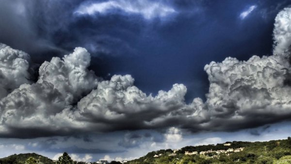 Грозовые тучи