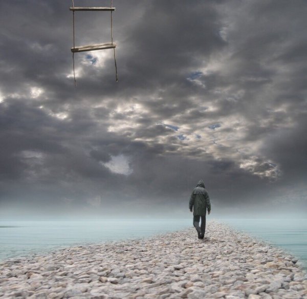 Человек уходящий в небо