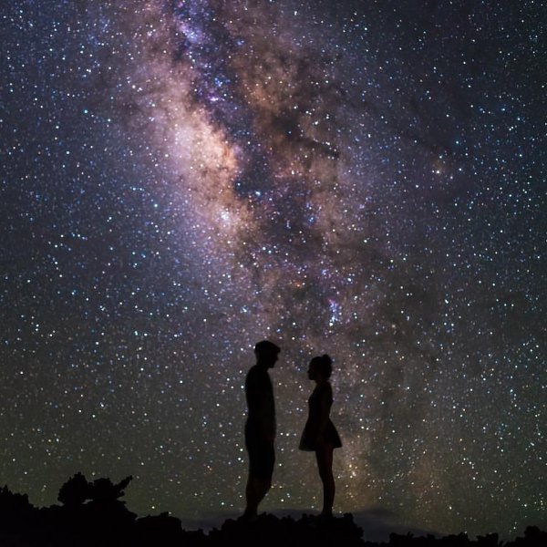 Влюбленные в космосе