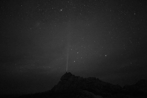 Серое ночное небо