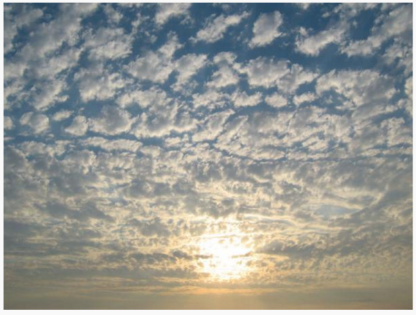 Облака плывут