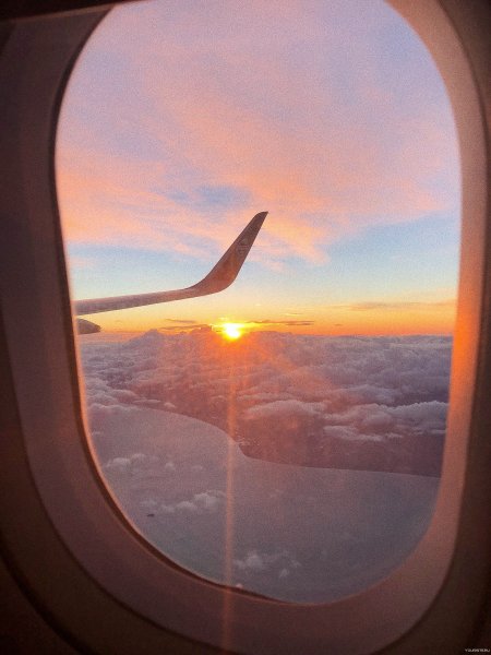 Боинг 737-800 SMARTAVIA из иллюминатора