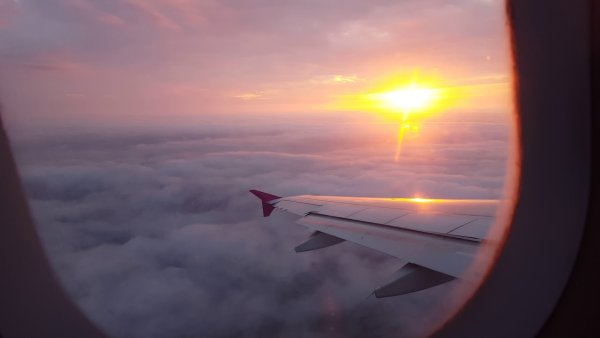 Вид из самолета утром