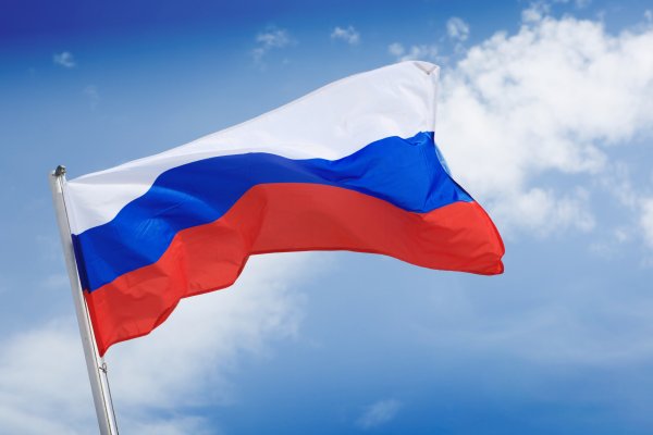 Флаг РФ развивающийся