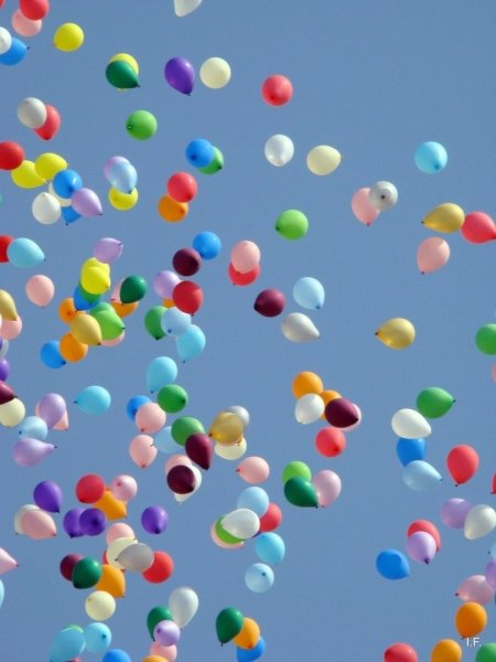 Летающий шарик