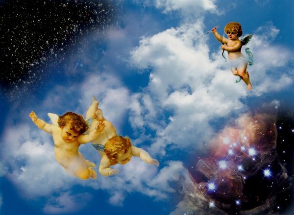 Ангела над городом