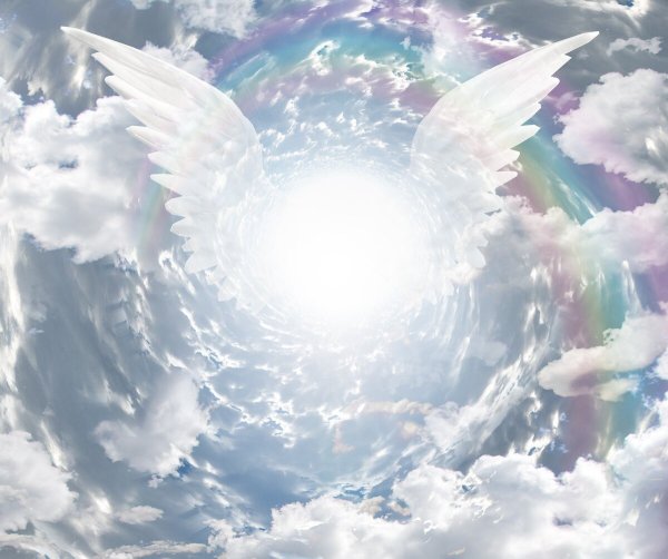 Женщина в облаках