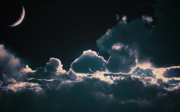 Ночное небо с облаками