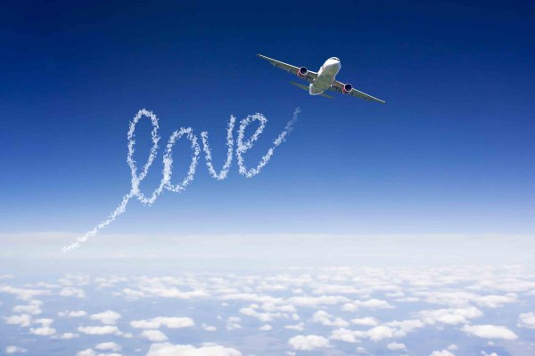 С днем рождения самолет