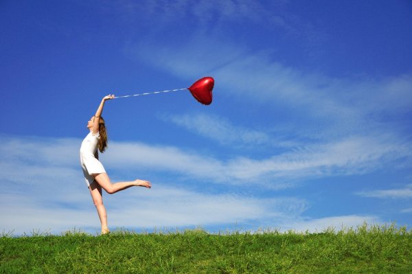 Девочка с радугой