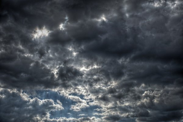 Темные тучи