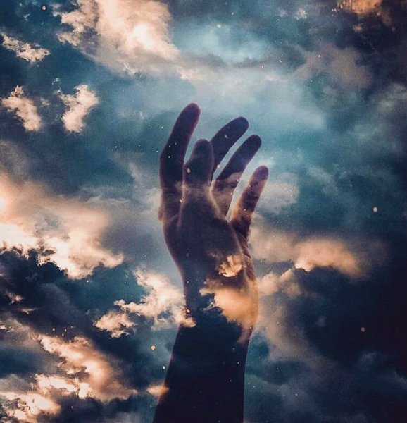 Девушка и небо