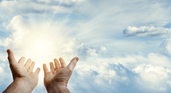 Солнышко в руках