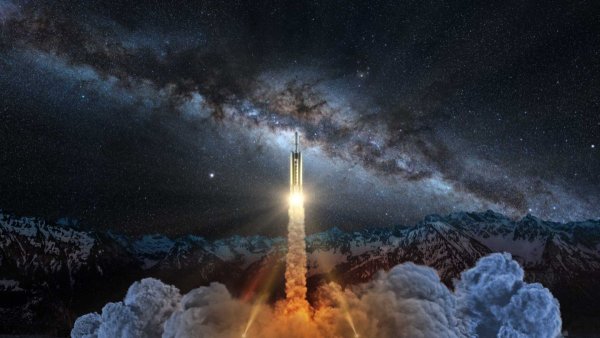 Ракета в космосе