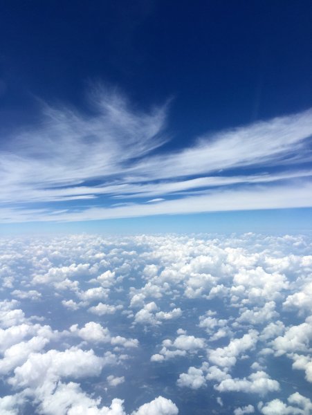 Голубые облака