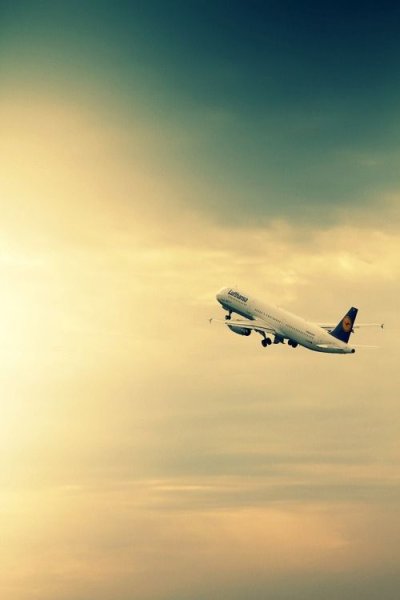 Самолетик в небе