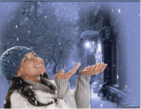 Снег блестит на солнце