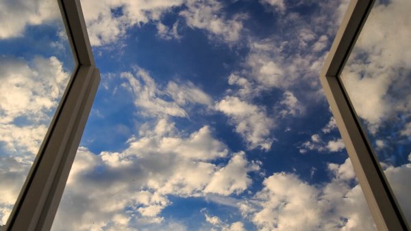 Небо в окне