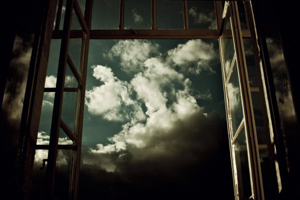 Небо в окне