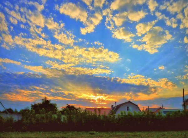 Закат солнца в деревне