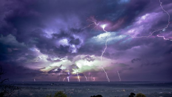 Природа с грозой