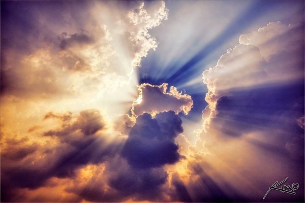 Солнце сквозь облака