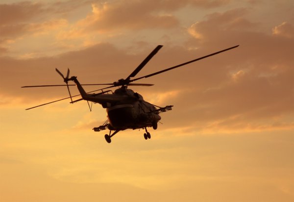 Uh-60 Black Hawk Night Raid