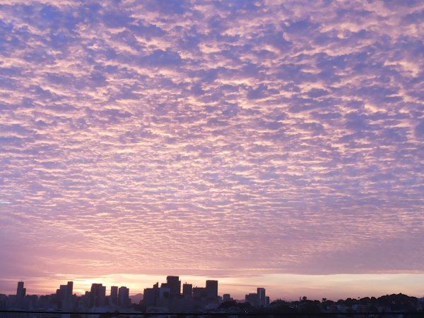 Ванильное небо пейзаж