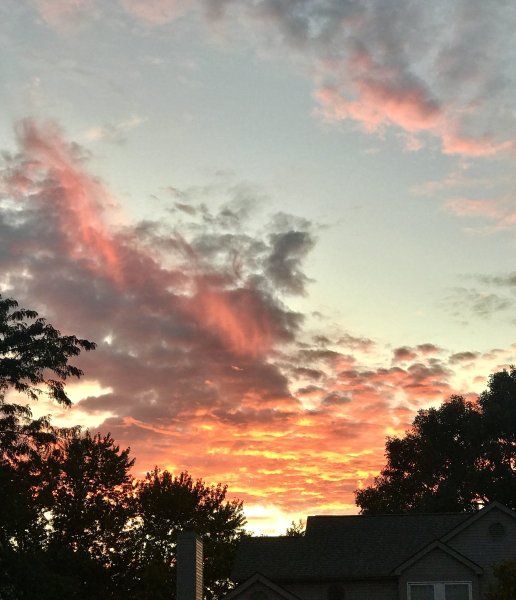 Фотообои облака в интерьере