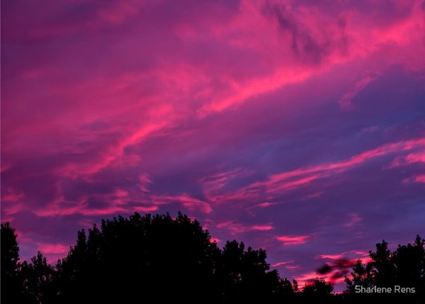 Красивый фиолетовый космос