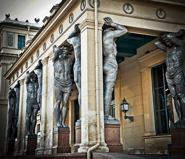 Атланты портик Эрмитаж