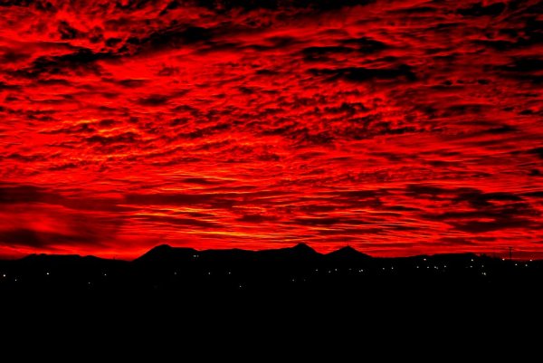 Зловещий закат