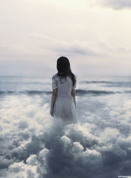 Девушка и небо