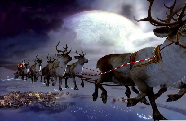 Дед Мороз на санях в небе