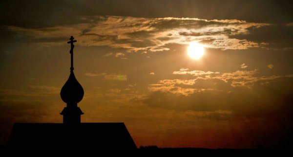 Свет над храмом