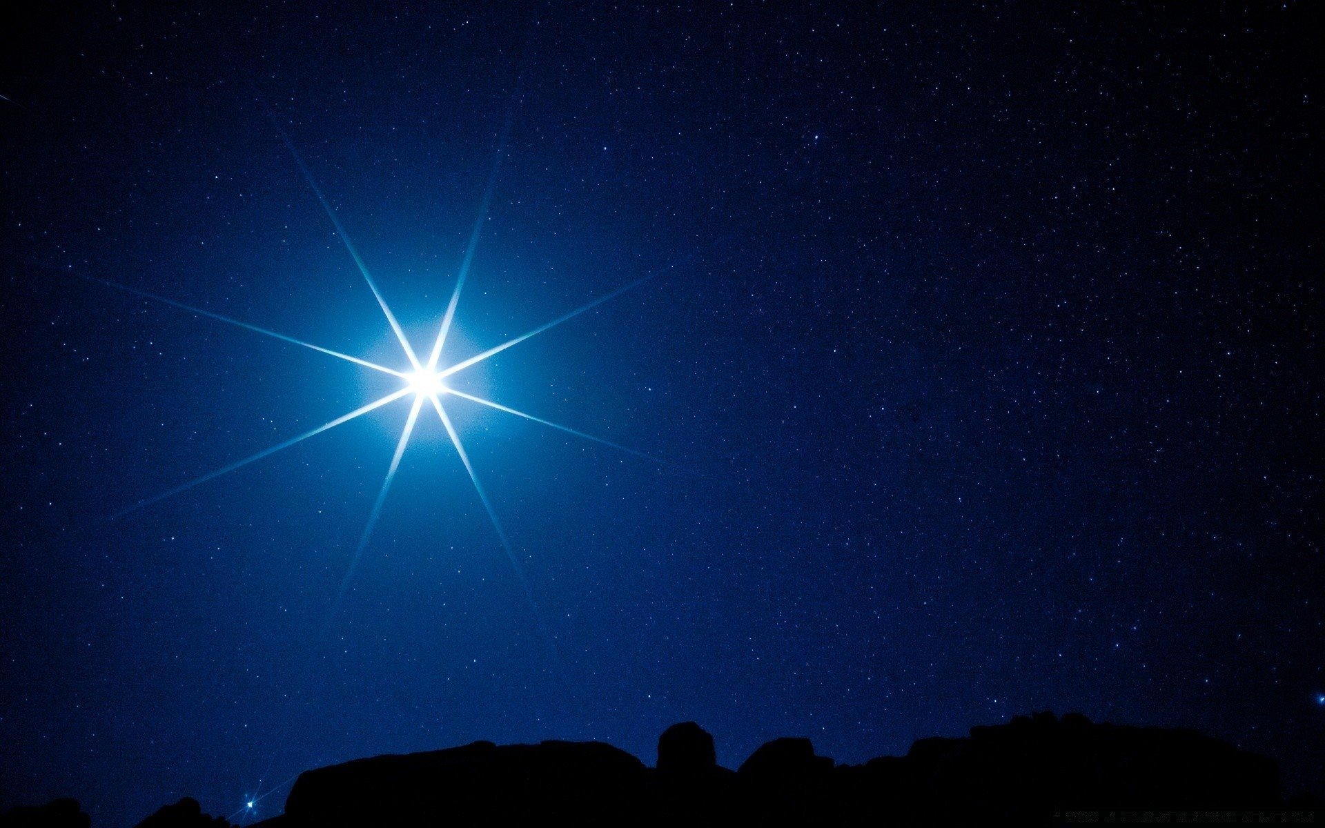 В центре Млечного Пути впервые обнаружили древнюю звезду-«пришельца»