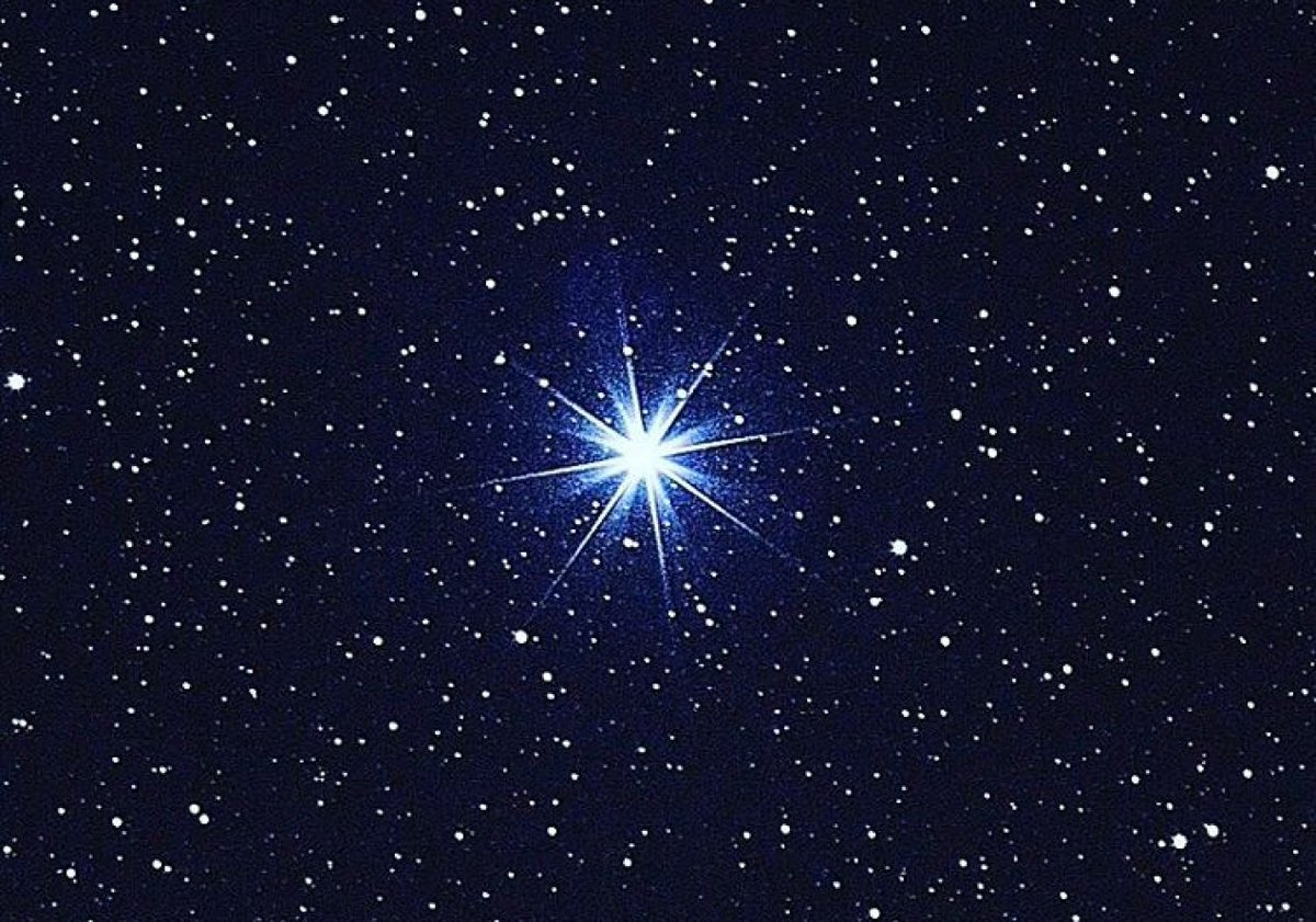 Светила звездного неба. Звезда Небесная. Звезда с неба. Яркая звезда. Яркая звезда на небе.