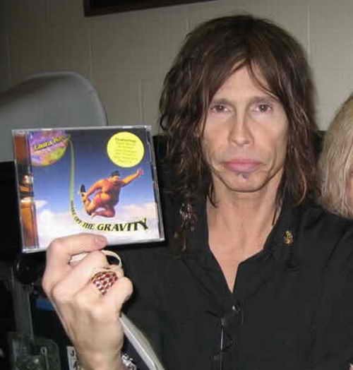 Эми Уайнхаус улыбка