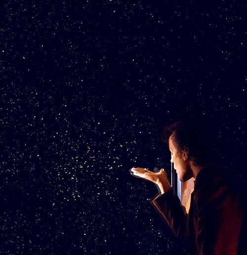 Человек и Вселенная гифы