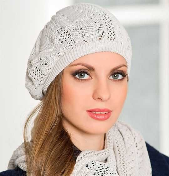 Вязаные женские весенние шапочки