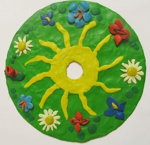 Пластилин на диске поделка